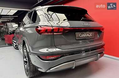 Позашляховик / Кросовер Audi Q6 e-tron 2024 в Києві