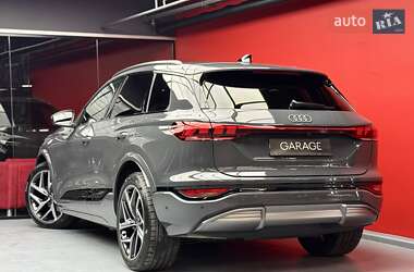 Внедорожник / Кроссовер Audi Q6 e-tron 2024 в 