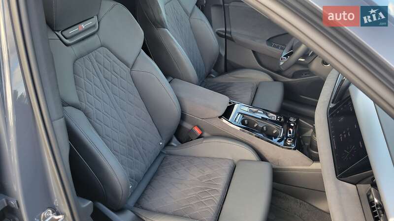 Внедорожник / Кроссовер Audi Q6 e-tron 2024 в Хмельницком