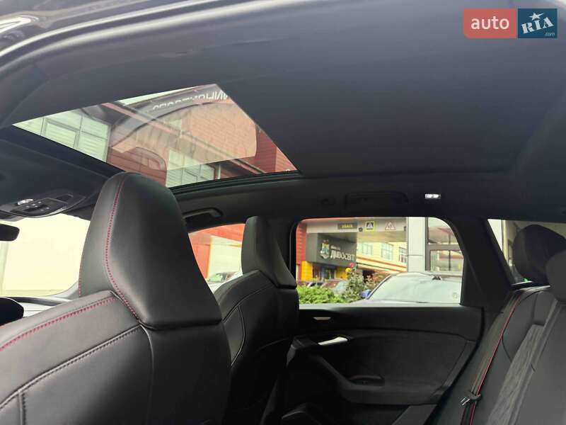 Внедорожник / Кроссовер Audi Q6 e-tron 2024 в Львове