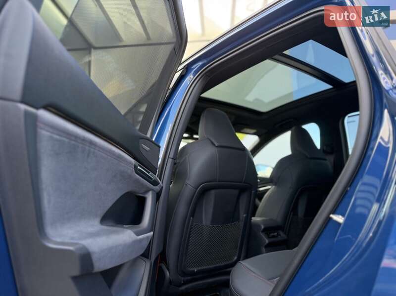 Позашляховик / Кросовер Audi Q6 e-tron 2024 в Хмельницькому