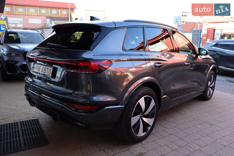 Позашляховик / Кросовер Audi Q6 e-tron 2024 в Львові