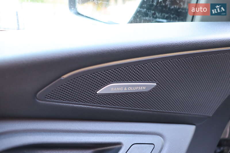 Позашляховик / Кросовер Audi Q6 e-tron 2024 в Львові