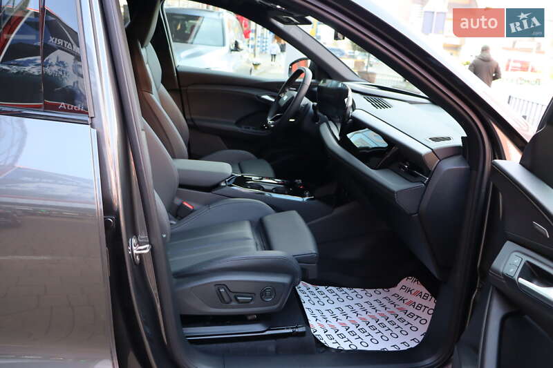 Позашляховик / Кросовер Audi Q6 e-tron 2024 в Львові