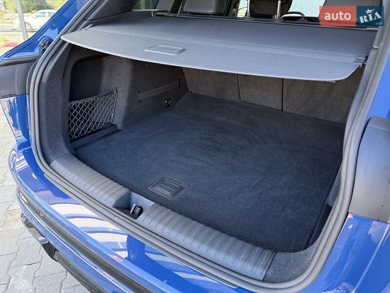 Позашляховик / Кросовер Audi Q6 e-tron 2024 в Хмельницькому