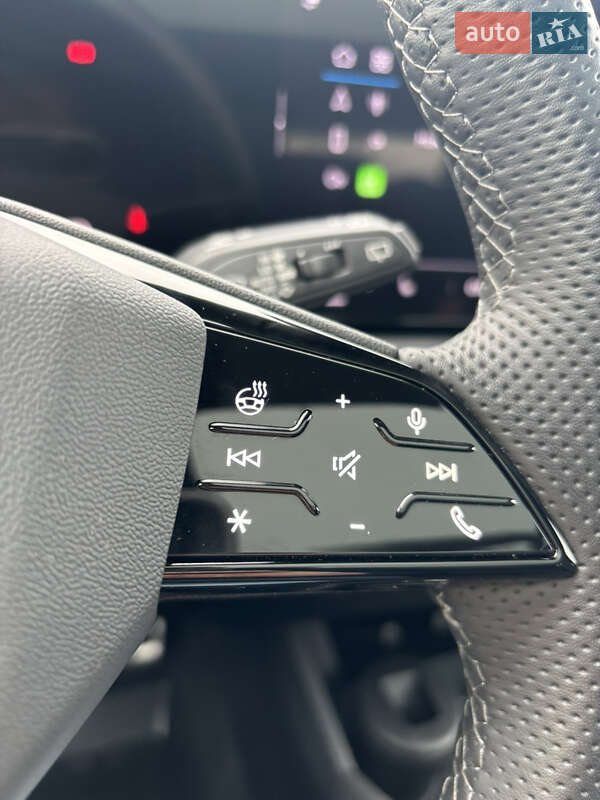 Внедорожник / Кроссовер Audi Q6 e-tron 2025 в Львове фото 32 Внедорожник / Кроссовер Audi Q6 e-tron 2025 в Львове