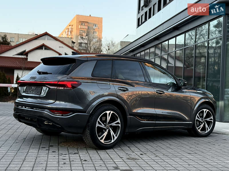 Внедорожник / Кроссовер Audi Q6 e-tron 2024 в Львове