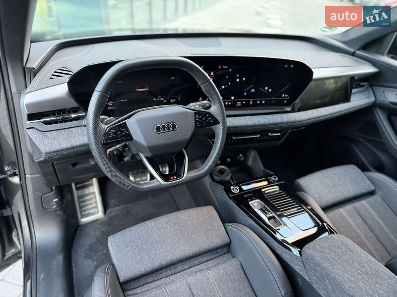 Внедорожник / Кроссовер Audi Q6 e-tron 2024 в Львове