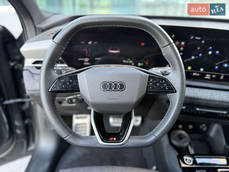 Внедорожник / Кроссовер Audi Q6 e-tron 2024 в Львове