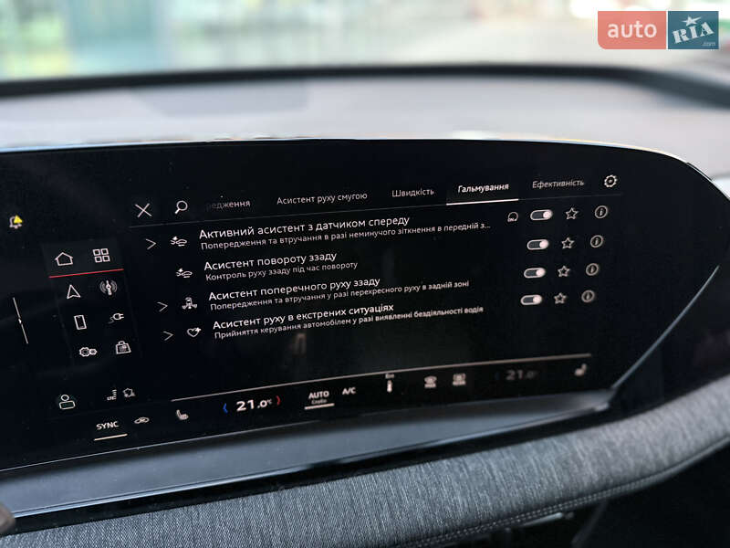 Внедорожник / Кроссовер Audi Q6 e-tron 2024 в Львове