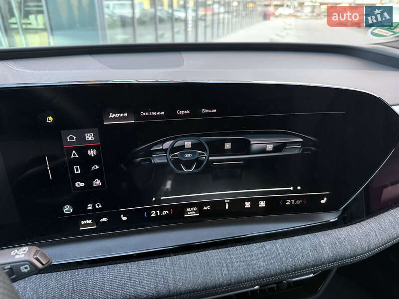 Внедорожник / Кроссовер Audi Q6 e-tron 2024 в Львове