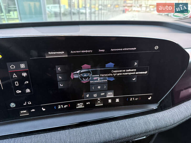 Внедорожник / Кроссовер Audi Q6 e-tron 2024 в Львове