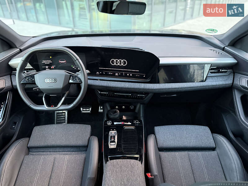 Внедорожник / Кроссовер Audi Q6 e-tron 2024 в Львове