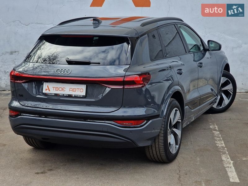 Внедорожник / Кроссовер Audi Q6 e-tron 2024 в Одессе