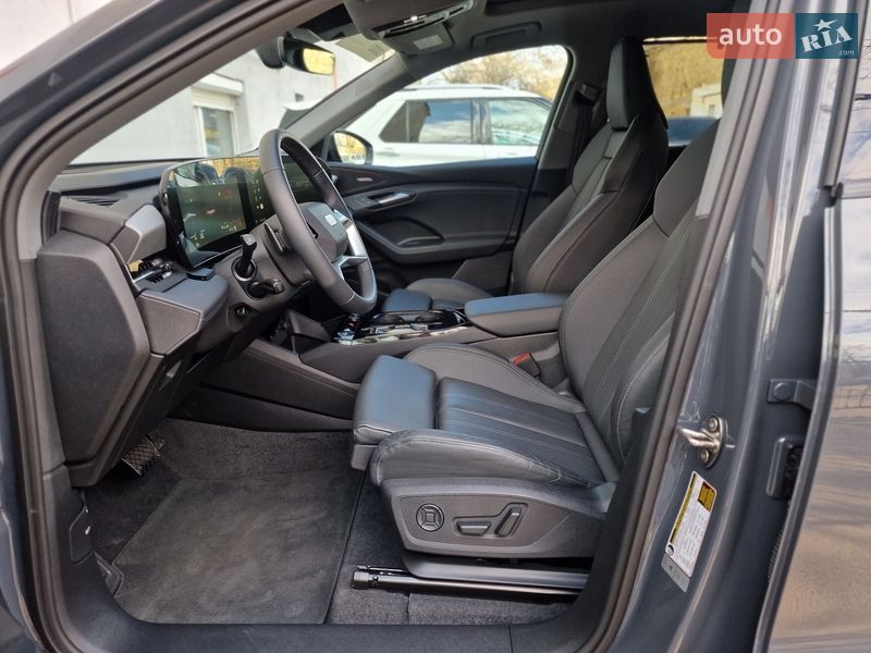 Внедорожник / Кроссовер Audi Q6 e-tron 2024 в Одессе