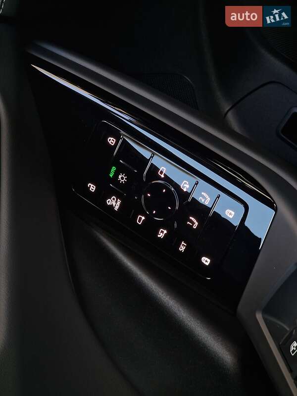 Внедорожник / Кроссовер Audi Q6 e-tron 2024 в Одессе