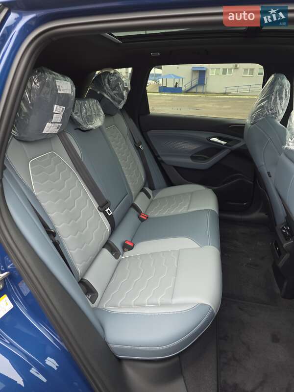 Внедорожник / Кроссовер Audi Q6L e-tron 2025 в Киеве