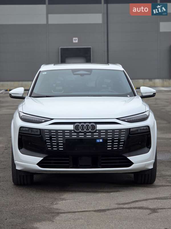 Внедорожник / Кроссовер Audi Q6L e-tron 2025 в Киеве фото 3 Внедорожник / Кроссовер Audi Q6L e-tron 2025 в Киеве