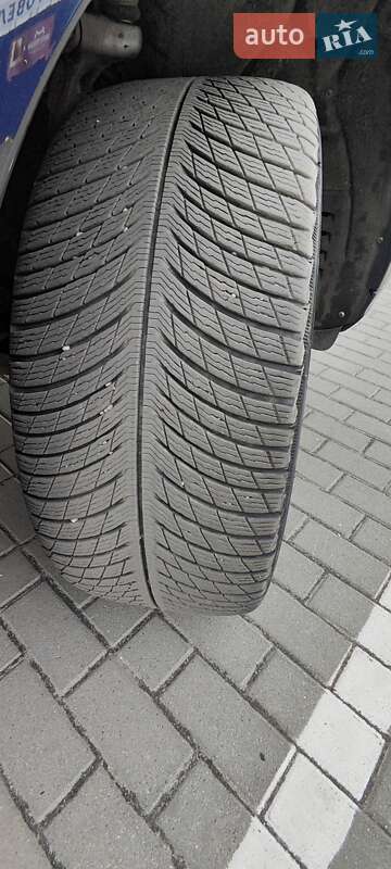 Позашляховик / Кросовер Audi Q7 e-tron 2016 в Шептицькому