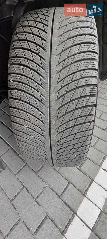 Позашляховик / Кросовер Audi Q7 e-tron 2016 в Шептицькому