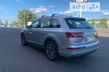 Внедорожник / Кроссовер Audi Q7 e-tron 2016 в 