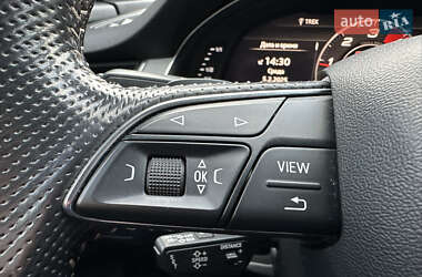 Внедорожник / Кроссовер Audi Q7 e-tron 2016 в 
