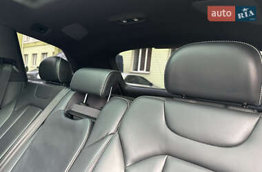Внедорожник / Кроссовер Audi Q7 e-tron 2016 в 