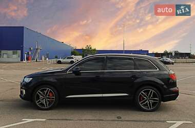 Внедорожник / Кроссовер Audi Q7 e-tron 2016 в 