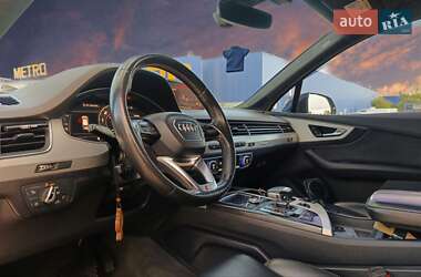 Внедорожник / Кроссовер Audi Q7 e-tron 2016 в 