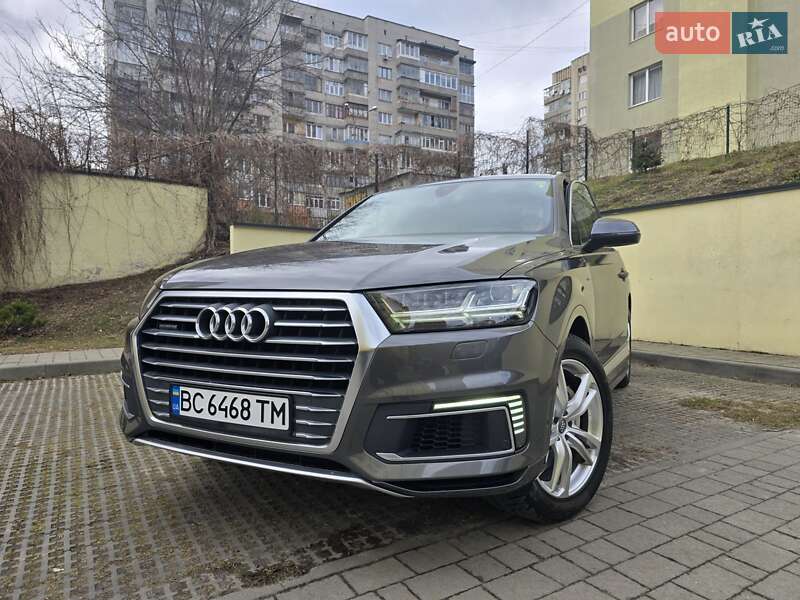Внедорожник / Кроссовер Audi Q7 e-tron 2018 в Львове