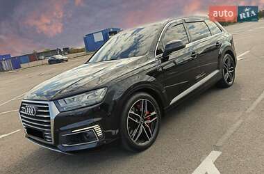 Внедорожник / Кроссовер Audi Q7 e-tron 2016 в Ровно