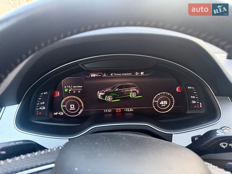 Позашляховик / Кросовер Audi Q7 e-tron 2016 в Ужгороді
