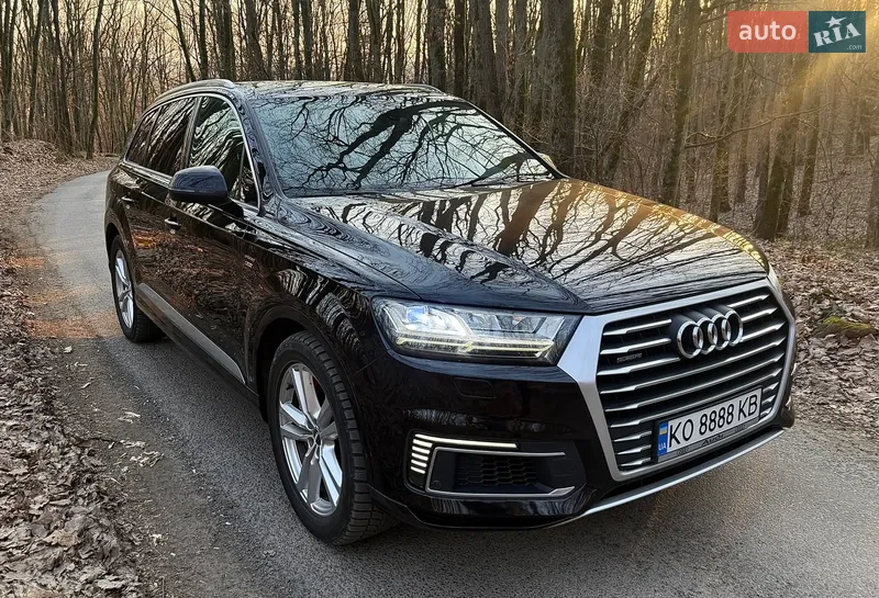 Audi Q7 e-tron 2016