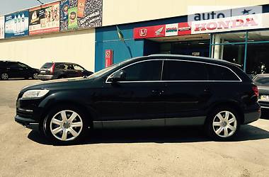 Внедорожник / Кроссовер Audi Q7 2007 в 