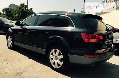 Внедорожник / Кроссовер Audi Q7 2007 в 