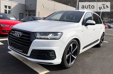  Audi Q7 2016 в Киеве