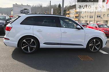  Audi Q7 2016 в Киеве