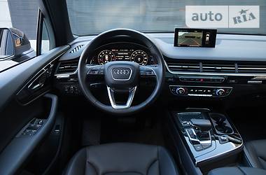 Внедорожник / Кроссовер Audi Q7 2017 в Киеве