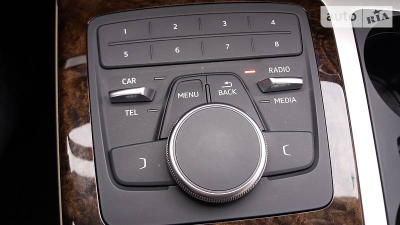 Внедорожник / Кроссовер Audi Q7 2015 в Одессе