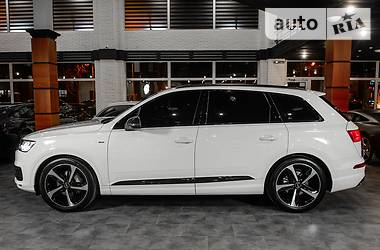 Внедорожник / Кроссовер Audi Q7 2018 в Одессе