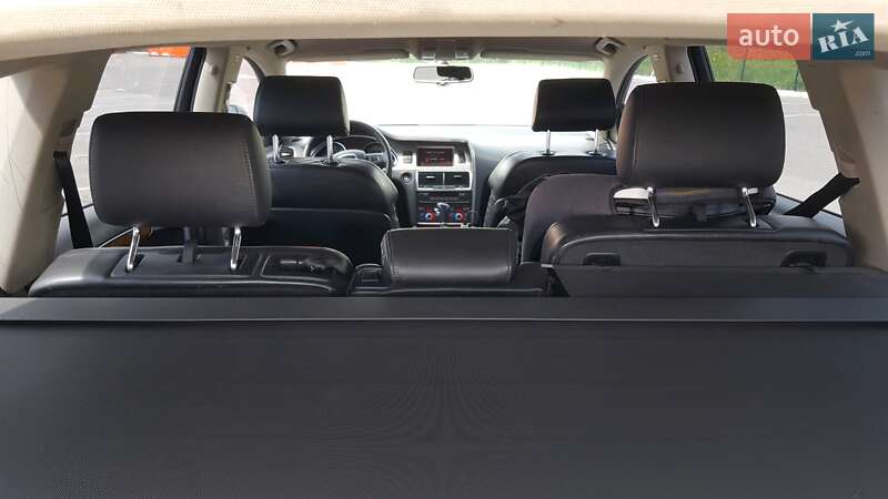 Позашляховик / Кросовер Audi Q7 2007 в Ужгороді