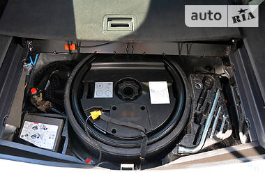Внедорожник / Кроссовер Audi Q7 2014 в 