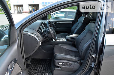 Внедорожник / Кроссовер Audi Q7 2014 в 