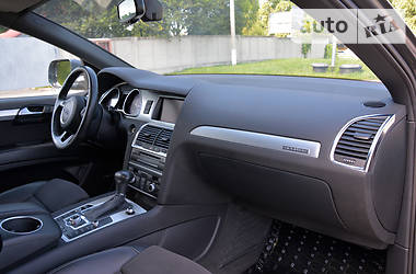Внедорожник / Кроссовер Audi Q7 2014 в 