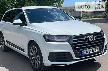 Внедорожник / Кроссовер Audi Q7 2016 в Золотоноше