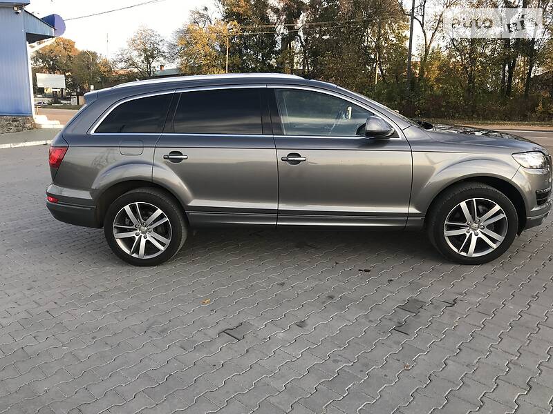 Позашляховик / Кросовер Audi Q7 2011 в Хмельницькому