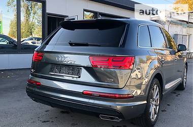 Позашляховик / Кросовер Audi Q7 2016 в Тернополі