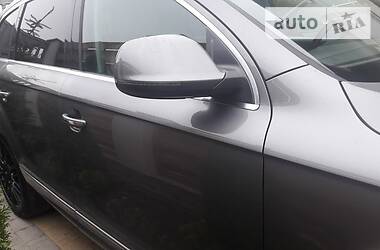 Позашляховик / Кросовер Audi Q7 2010 в 