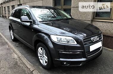 Универсал Audi Q7 2006 в 