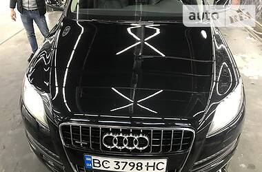 Позашляховик / Кросовер Audi Q7 2013 в 